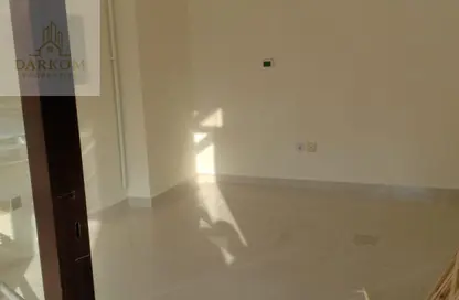 متجر - استوديو للايجار في برج الكورنيش - طريق كورنيش عجمان - عجمان متجر - استوديو للايجار في برج الكورنيش - طريق كورنيش عجمان - عجمان