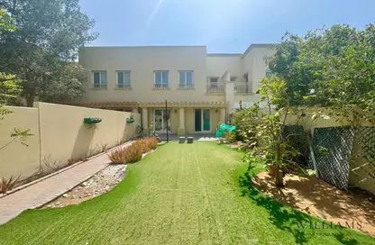 Villa - 2 Bedrooms - 3 Bathrooms for rent in Springs 10 - The Springs - Dubai
