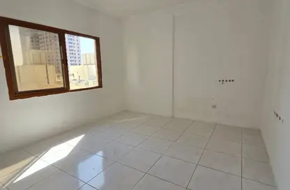 شقة - 3 غرف نوم - 2 حمامات للايجار في لؤلؤة المجاز - المجاز 2 - المجاز - الشارقة