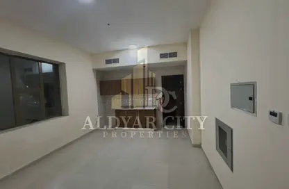 Apartment - Studio - 1 Bathroom for rent in Ajman Corniche Residences - Ajman Corniche Road - Ajman