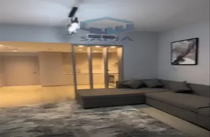Apartment - 1 Bedroom - 2 Bathrooms for sale in Waters Edge - Yas Island - Abu Dhabi