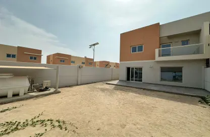 Villa - 3 Bedrooms - 4 Bathrooms for rent in Manazel Al Reef 2 - Al Samha - Abu Dhabi