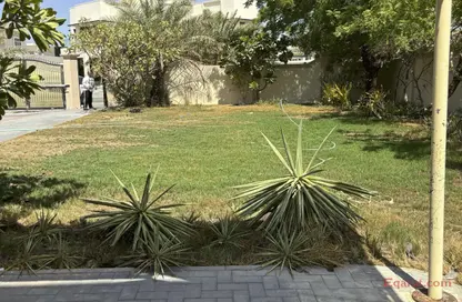 Villa - 4 Bedrooms - 6 Bathrooms for sale in Umm Suqeim 2 - Umm Suqeim - Dubai