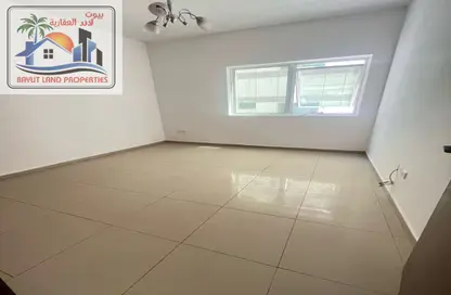 شقة - غرفة نوم - 1 حمام للايجار في شارع التعاون الجديد - التعاون - الشارقة