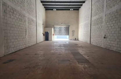Warehouse - Studio - 1 Bathroom for rent in Al Quoz Industrial Area 1 - Al Quoz Industrial Area - Al Quoz - Dubai