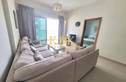 شقة - غرفة نوم - 2 حمامات للايجار في دون ريزيدنسي - ديستريكت 17 - قرية الجميرا سركل - دبي شقة - غرفة نوم - 2 حمامات للايجار في دون ريزيدنسي - ديستريكت 17 - قرية الجميرا سركل - دبي