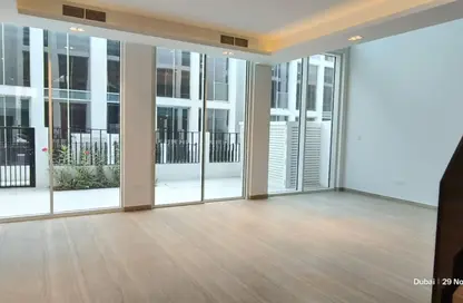 فيلا - 4 غرف نوم - 5 حمامات للايجار في وادي الصفا - البراري - دبي