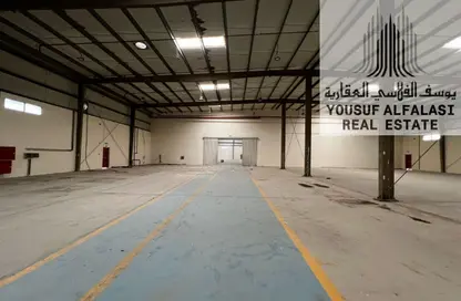 Warehouse - Studio - 2 Bathrooms for rent in Umm Al Thuoob - Umm Al Quwain