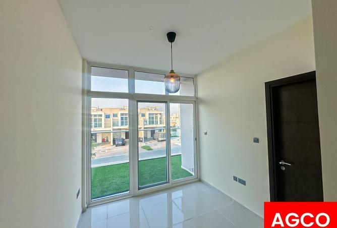 15292011 - Property Image 3