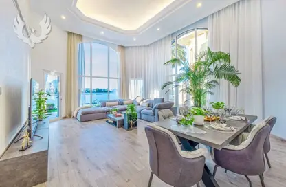 Villa - 5 Bedrooms - 6 Bathrooms for rent in Garden Homes Frond D - Garden Homes - Palm Jumeirah - Dubai