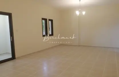 Apartment - 2 Bedrooms - 2 Bathrooms for rent in The Gardens - Dubai