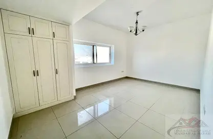 شقة - 2 غرف نوم - 3 حمامات للايجار في بناية مويليح 29 - مويلح - الشارقة