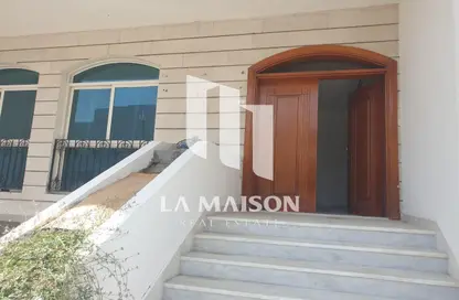 Villa - 6 Bedrooms for rent in Khalifa Bin Shakhbout Street - Al Manaseer - Abu Dhabi