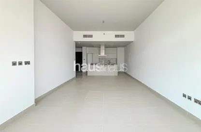 شقة - 2 غرف نوم - 3 حمامات للايجار في اويا رزيدنس‎ - مدينة السيارات - دبي