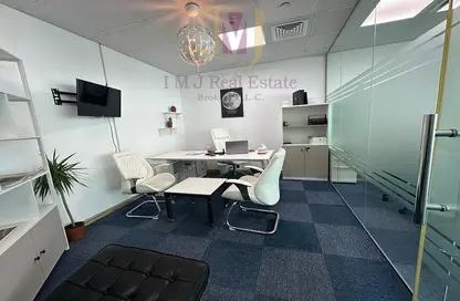 Office Space - Studio - 1 Bathroom for rent in Churchill Executive Tower - Churchill Towers - Business Bay - Dubai