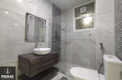 Apartment - Studio - 1 Bathroom for rent in Hadbat Al Zafranah - Muroor Area - Abu Dhabi