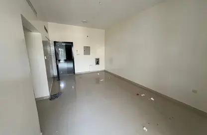 Apartment - 2 Bedrooms - 2 Bathrooms for rent in Ajman Corniche Residences - Ajman Corniche Road - Ajman