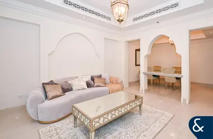 Apartment - 2 Bedrooms - 3 Bathrooms for rent in Tajer Residences - The Old Town Island - Downtown Dubai - Dubai