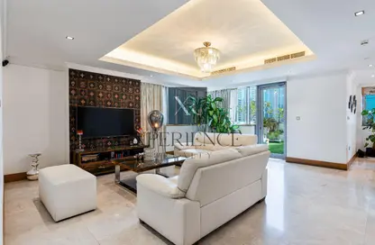 Apartment - 2 Bedrooms - 3 Bathrooms for sale in East Heights 4 - Business Bay - Dubai