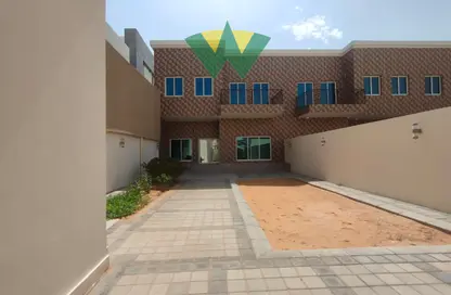 Villa - 4 Bedrooms - 6 Bathrooms for rent in Mohamed Bin Zayed City Villas - Mohamed Bin Zayed City - Abu Dhabi