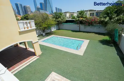 Villa - 5 Bedrooms - 6 Bathrooms for rent in Legacy - Jumeirah Park - Dubai
