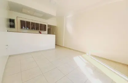 Apartment - Studio - 1 Bathroom for rent in Al Mujarrah - Al Sharq - Sharjah