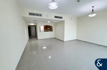 Apartment - 2 Bedrooms - 2 Bathrooms for rent in Lake Point Tower - JLT Cluster N - Jumeirah Lake Towers - Dubai