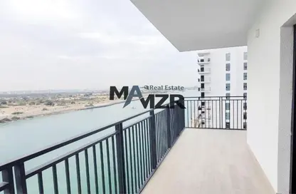 Apartment - 3 Bedrooms - 4 Bathrooms for sale in Waters Edge - Yas Island - Abu Dhabi
