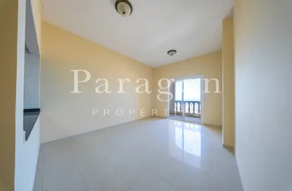 شقة - غرفة نوم - 2 حمامات للايجار في 5 رويال بريز - رويال بريز - قرية الحمرا - رأس الخيمة