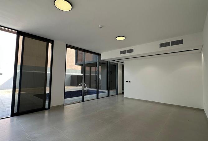 16025036 - Property Image 2