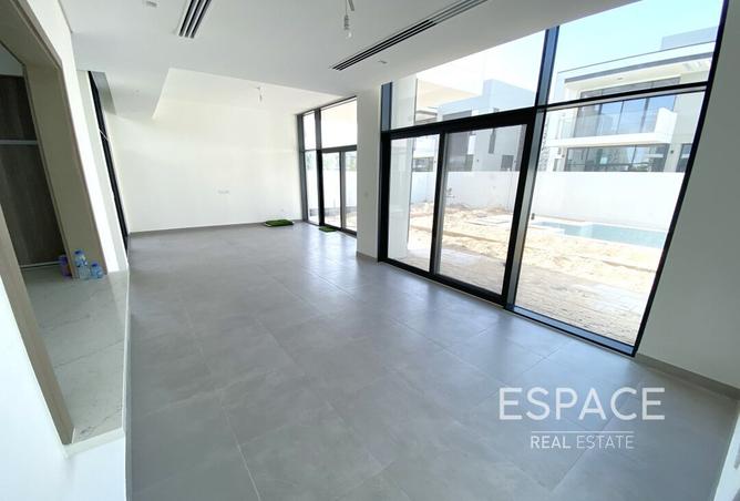 16021359 - Property Image 3