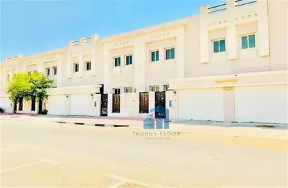 Villa - 3 Bedrooms - 4 Bathrooms for rent in Abu Hail Road - Abu Hail - Deira - Dubai