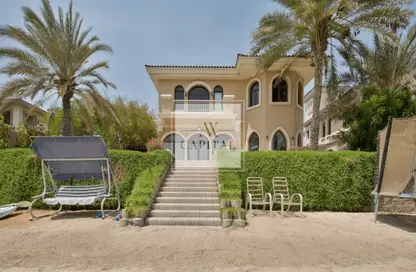 Villa - 4 Bedrooms - 5 Bathrooms for sale in Garden Homes Frond E - Garden Homes - Palm Jumeirah - Dubai