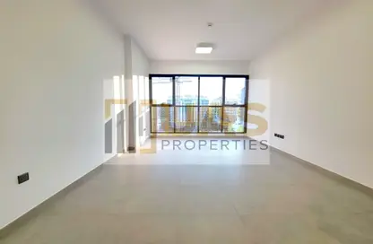 Apartment - 2 Bedrooms - 3 Bathrooms for rent in Al Awadhi Res 2 - Al Satwa - Dubai