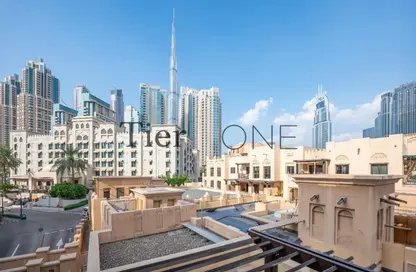 Outdoor Building image for: Apartment - 2 Bedrooms - 3 Bathrooms for sale in Zanzebeel 1 - Zanzebeel - Old Town - Dubai, Image 1