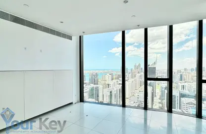 Apartment - 2 Bedrooms - 3 Bathrooms for rent in Burj Mohammed Bin Rashid at WTC - Corniche Road - Abu Dhabi