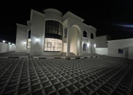 Villa - 8 bedrooms - 8 bathrooms for rent in Khaldiya - Al Ain