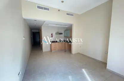 Apartment - Studio - 1 Bathroom for rent in Zumurud Tower - Dubai Marina - Dubai