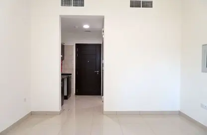 Apartment - Studio - 1 Bathroom for rent in Al Souk Al Kabeer - Bur Dubai - Dubai Apartment - Studio - 1 Bathroom for rent in Al Souk Al Kabeer - Bur Dubai - Dubai