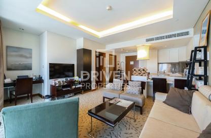 شقة - غرفة نوم - 1 حمام للبيع في فندق العنوان دبي مول - دبي وسط المدينة - دبي