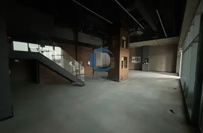 Retail - Studio for rent in Bloom Marina - Al Bateen - Abu Dhabi