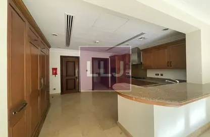 Kitchen image for: Villa - 3 Bedrooms - 4 Bathrooms for sale in Saadiyat Beach Villas - Saadiyat Beach - Saadiyat Island - Abu Dhabi, Image 1