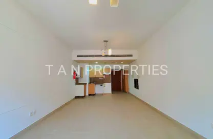 Apartment - Studio - 1 Bathroom for rent in Maples 2 - Al Raffa - Bur Dubai - Dubai