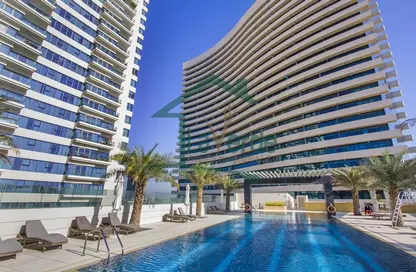 Pool image for: Apartment - 3 Bedrooms - 5 Bathrooms for sale in The Wave - Najmat Abu Dhabi - Al Reem Island - Abu Dhabi, Image 1