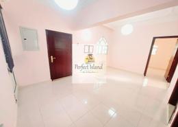 Apartment - 2 bedrooms - 1 bathroom for rent in Shakhbout City - Abu Dhabi