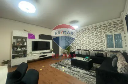 Apartment - 3 Bedrooms - 4 Bathrooms for sale in Tower 11 - Al Reef Downtown - Al Reef - Abu Dhabi