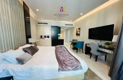 Room / Bedroom image for: Apartment - 1 Bathroom for sale in Upper Crest - Downtown Dubai - Dubai, Image 1