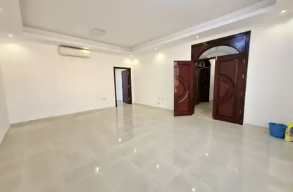 فيلا - 5 غرف نوم - 6 حمامات للايجار في مركز محمد بن زايد - مدينة محمد بن زايد - أبوظبي
