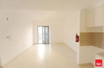 Apartment - 1 Bedroom - 1 Bathroom for rent in Hayat Boulevard-1B - Hayat Boulevard - Town Square - Dubai