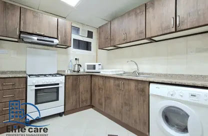 Apartment - 2 Bedrooms - 2 Bathrooms for rent in Pearl MAAM Residence - Sultan Bin Zayed the First Street - Muroor Area - Abu Dhabi